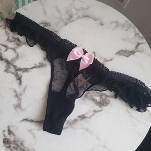 Brand new Victoria's secret underwear size M